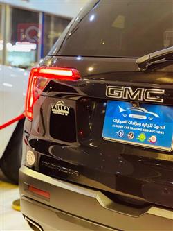 GMC Acadia